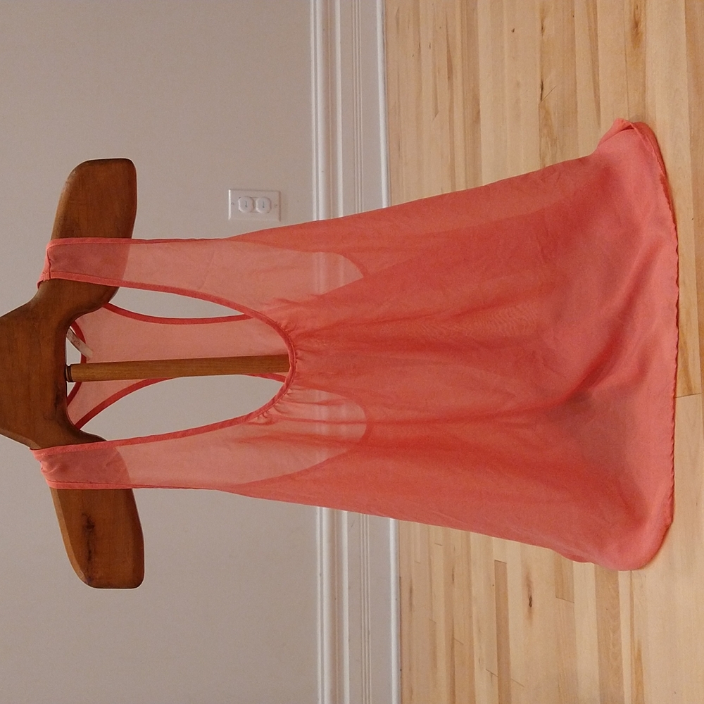 Large pink light tank top